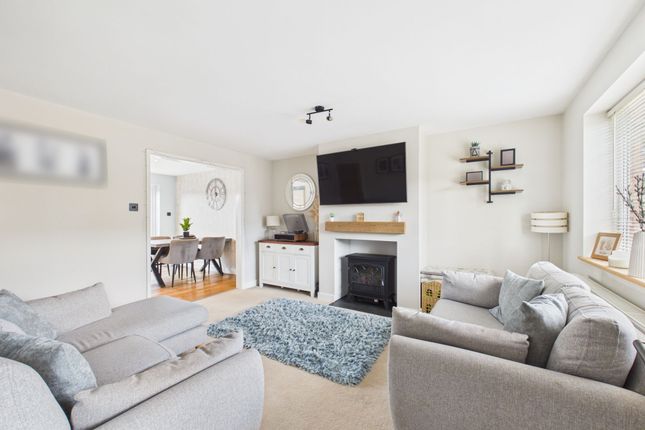 13 Graveney Gardens, Nottingham photo 2