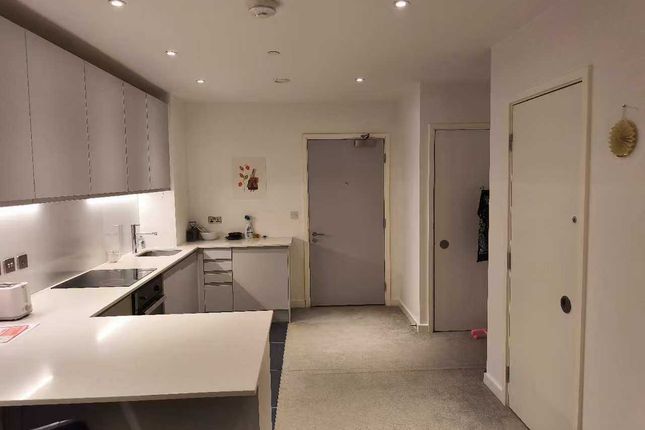 1-bed flat on Local Crescent, Local Crescent, Manchester, £1,408/mo