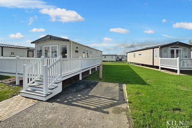 Mobile/park home for sale in Naze Marine, Hall Lane, Walton On The Naze