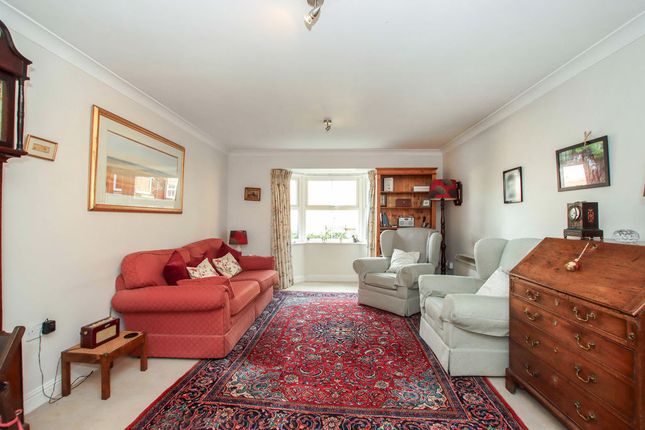 1 Elliman Court, Gowers Yard, Tring photo 2