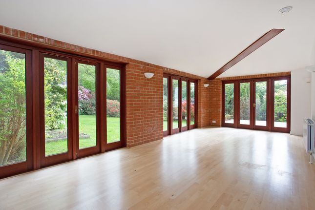 Tower Barn Lodge ...