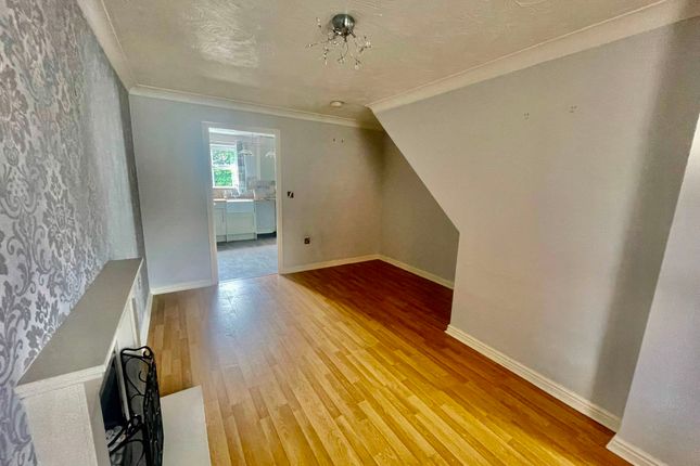 2 Thornhill Close, Shildon photo 3