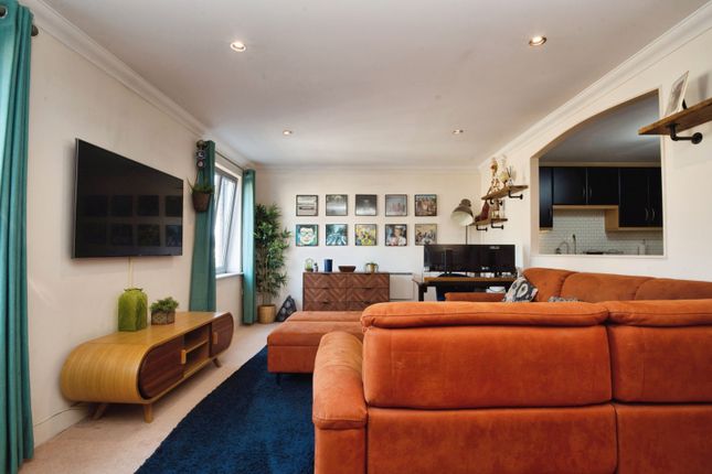 34, St Stephens Mansions, Cardiff Bay photo 4