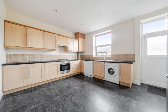 33, Mary Street, Wakefield photo 3