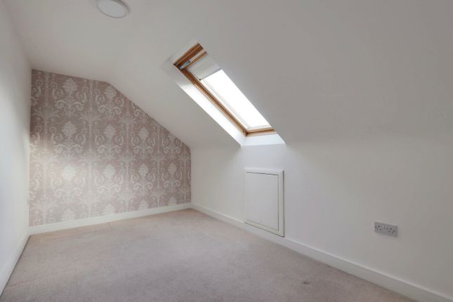 Flat for sale in St. Andrews Court, Hull
