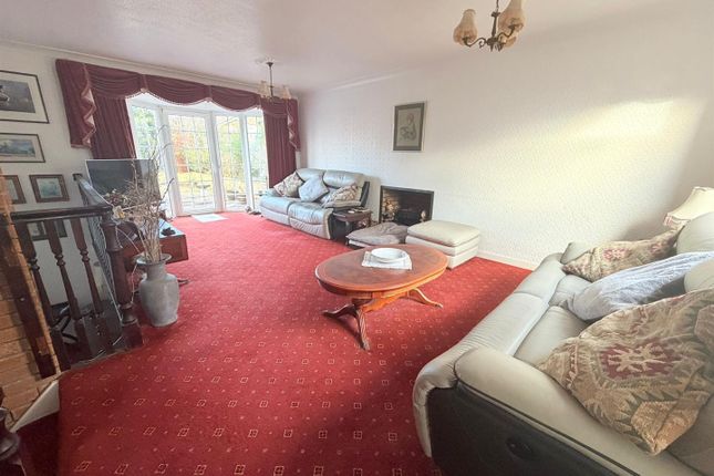 3, Wheatfield, Stalybridge photo 2