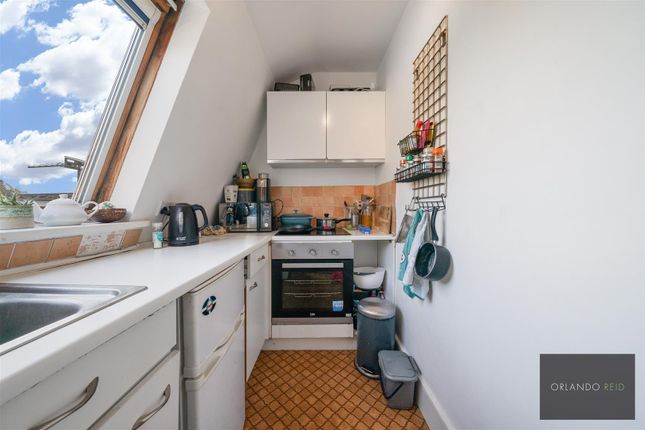 Flat 4, 146, Landor Road, London photo 3