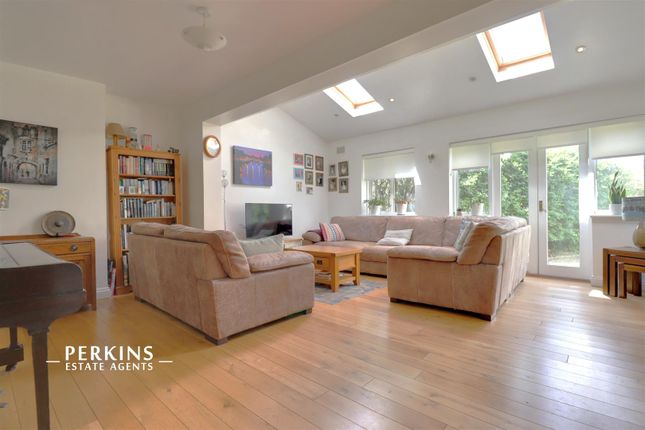 94, Greenway Gardens, Greenford photo 4