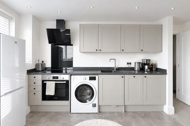 Flat 15, 1, Martin Court, Hastings photo 2