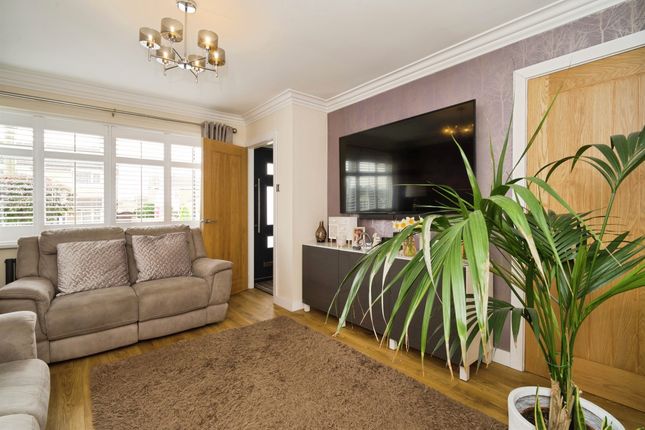 38, Melford Drive, Doncaster photo 2