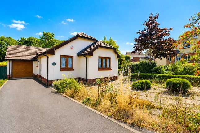 2-bed bungalow on 14, Ley Meadow Drive, Barnstaple, £300,000