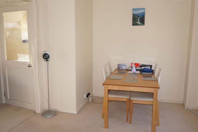 27, Lyme Farm Road, London photo 4