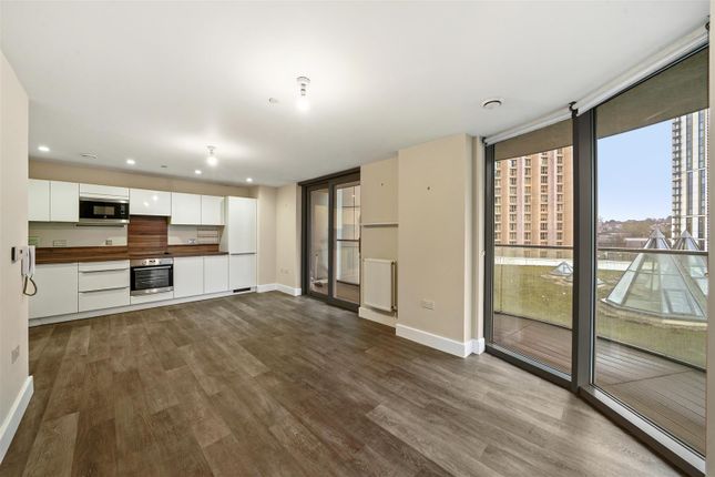 Thumbnail Flat for sale in Cornmill Lane, London