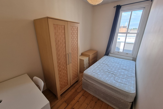 Shared accommodation to rent in Oxford Street, Leamington Spa, Warwickshire