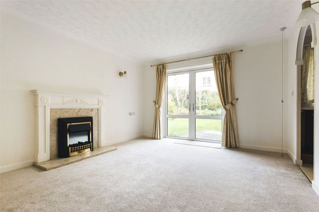 Flat for sale in Bredon Court, Station Road, Broadway, Worcestershire