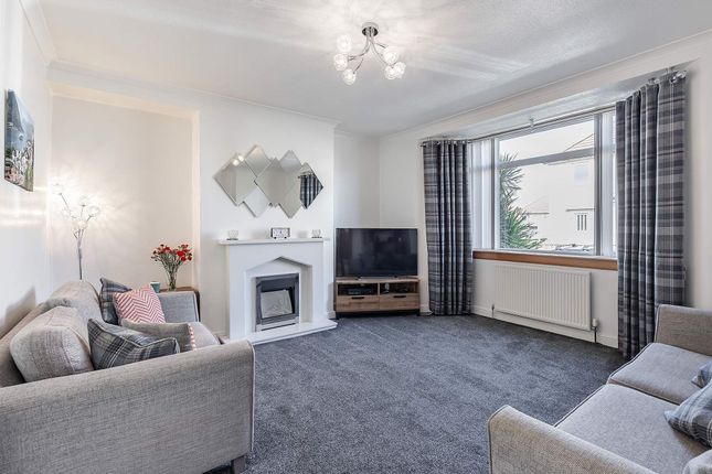 109 Forthview Crescent, Bo'ness photo 2