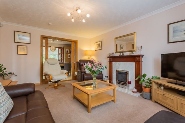 36, Thorndene, Elderslie photo 3