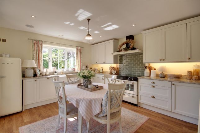 Amen Cottage,, Church Lane, Ellerker photo 3