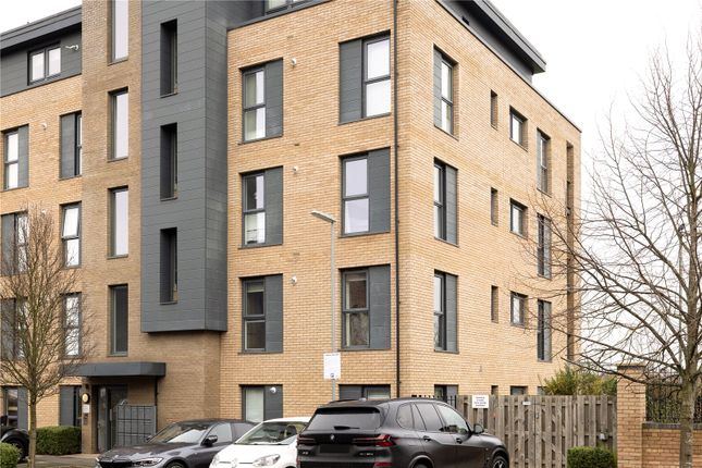 Swannell Way, London photo 4