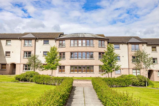 Thumbnail Flat to rent in 71 Mcintosh Crescent, Dyce, Aberdeen