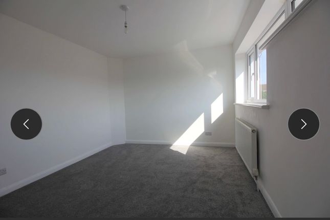 14, Atherstone Close, Cheltenham photo 5