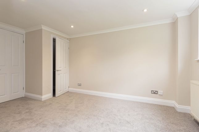 5, Old Rectory Close, Harpenden photo 4
