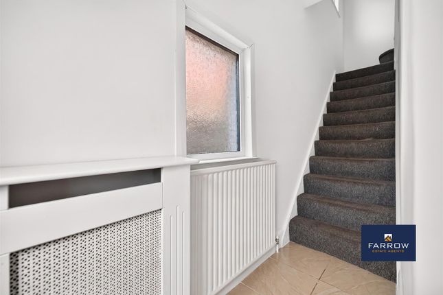 15, Kingsley Grove, Grimsby photo 2