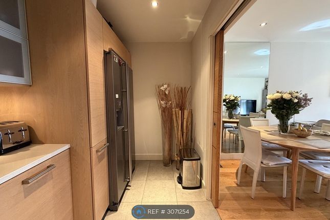 Flat, Fountain House The Boulevard, London photo 5