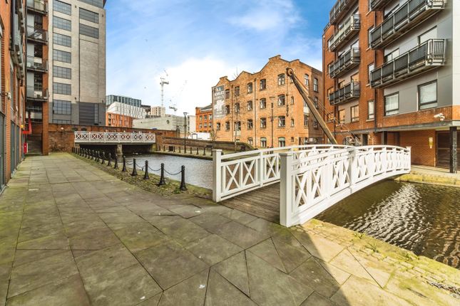 Flat for sale in Ducie Street, Manchester