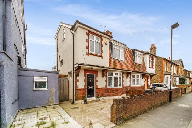 Property to rent in Queens Road, Feltham