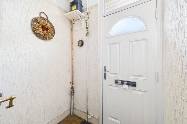 63, Upper Sandhurst Road, Bristol photo 2