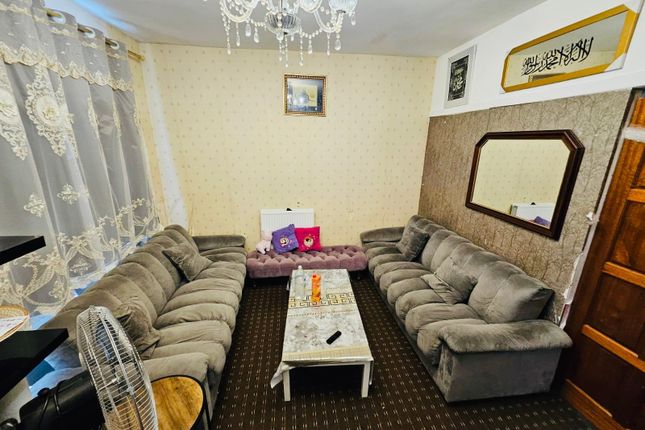 13, Molyneux Road, Manchester photo 2