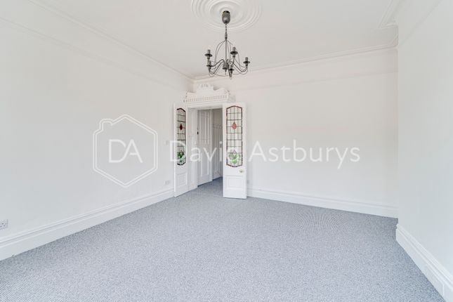 39B, Nightingale Lane, Hornsey photo 3