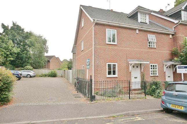 End terrace house to rent in Cherwell Street, Oxford