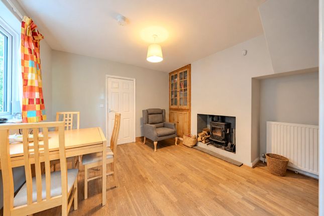 19, Coniston Avenue, Leeds photo 4