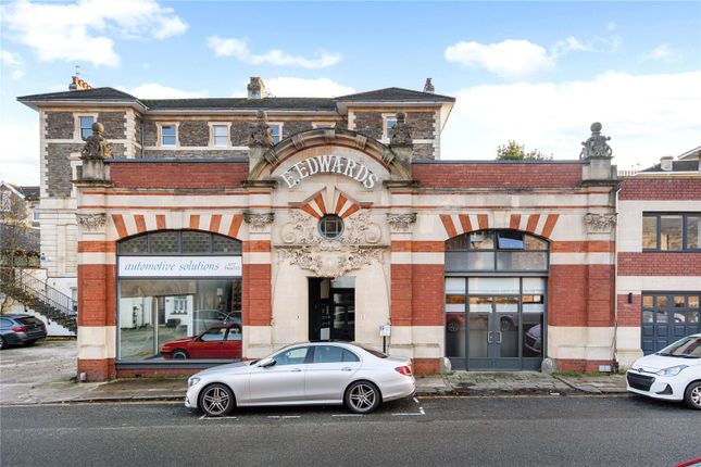 2-bed house on The Old Garage, 1, Alma Vale Road, Bristol, £2,450/mo