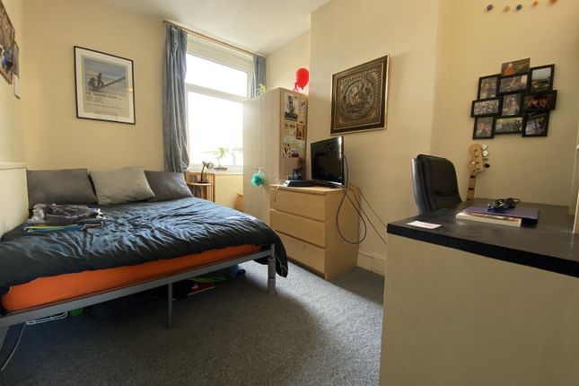 NEW 112, Lisvane Street, Cardiff photo 4
