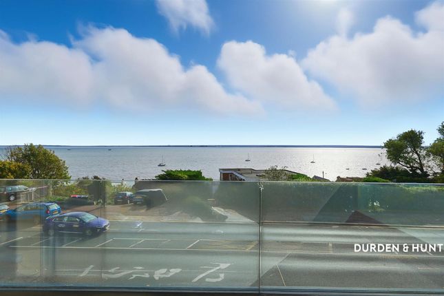 5 Richmond Court Grand Parade, Leigh-On-Sea photo 2