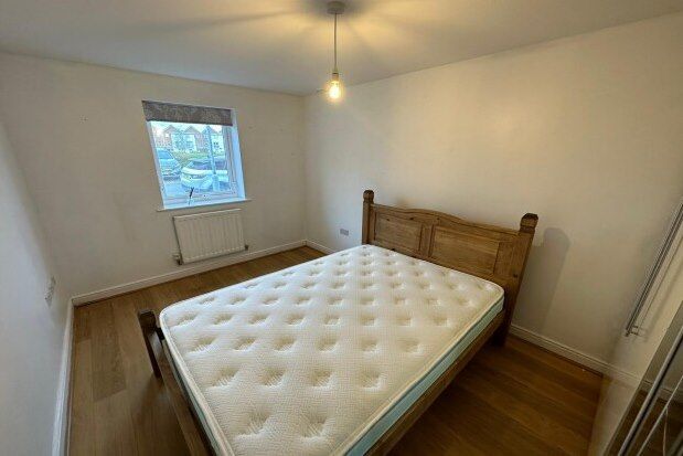 Thumbnail Room to rent in Billington Grove, Ashford