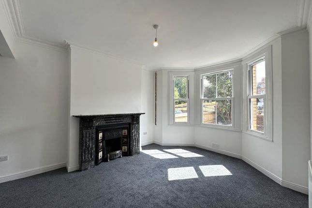 10, Clifton Road, Newport photo 3