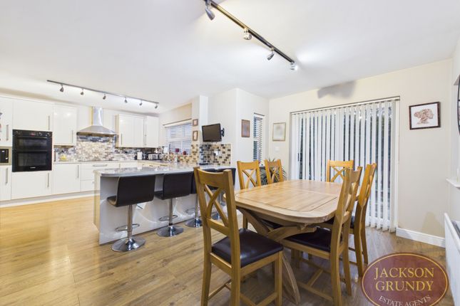 8, Perch Close, Daventry photo 3