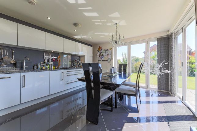 42 Hadrian Wynd, Wallsend photo 4