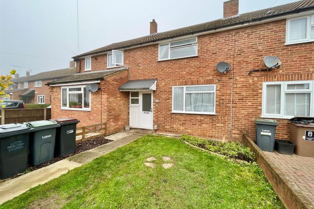 Thumbnail Terraced house to rent in Briar Close, Luton