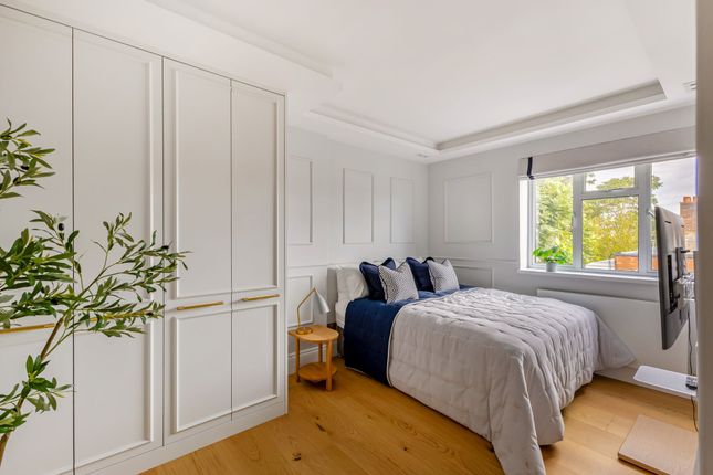 Flat 45, Pond House,, Pond Place, London photo 3
