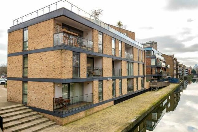 Thumbnail Flat to rent in 16 Gun Makers Lane, London