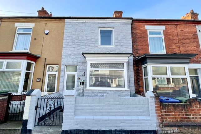 Thumbnail Terraced house for sale in Kew Road, Cleethorpes