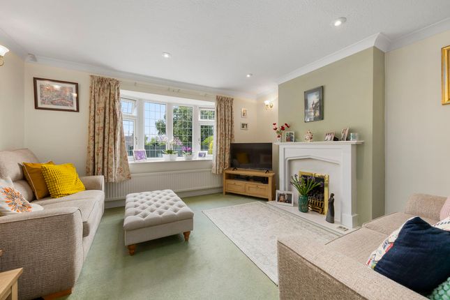 24a, Central Drive, Chesterfield photo 4