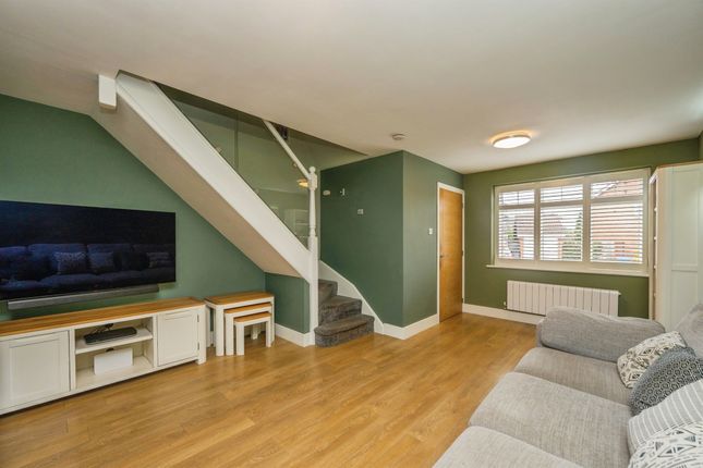 3, Tuphall Close, Derby photo 4