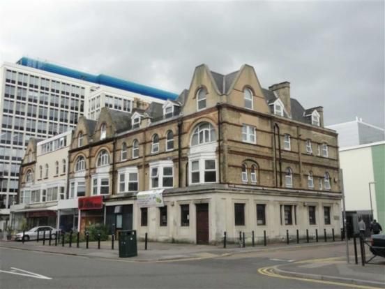 Flat to rent in Holdenhurst Road, Bournemouth