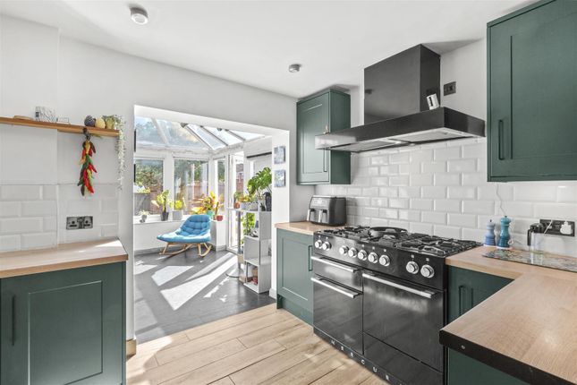 5, Selwood Way, High Wycombe photo 4